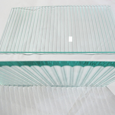 Decoratief getint gehard helder zwevend glas, 2 mm nauw gespannen
