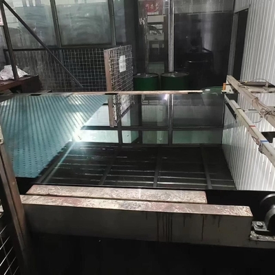 Gepersonaliseerde spiegel met zilveren aluminium frame